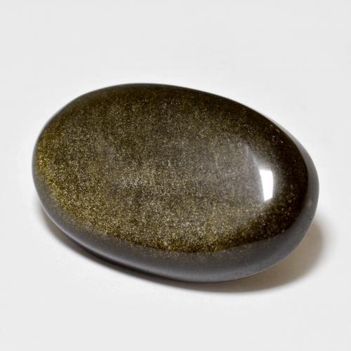 15.53カラットの天然ゴールドシーンのあるブラックオブシディアン（23.7×15 mm・オーバルカット）