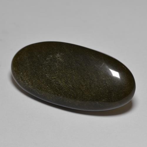 17.99カラットの天然黒オブシディアン（31.9×15.1 mm・オーバルカット）