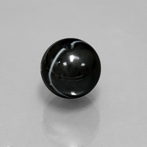 7.45カラットの天然黒オニキス（10.50 mm・球体 / ボール）