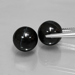 カラットの天然黒オニキス（10.38 mm・球体 / ボール）