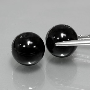 カラットの天然黒オニキス（10.30 mm・球体 / ボール）