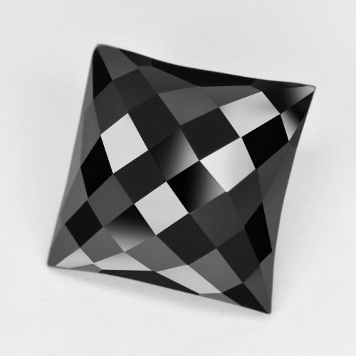 4.94カラットの天然黒オニキス（11.7×11.6 mm・四角）