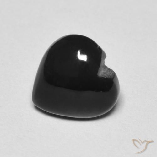 1.39カラットの天然黒オニキス（7.9×7.8 mm・ハート型）