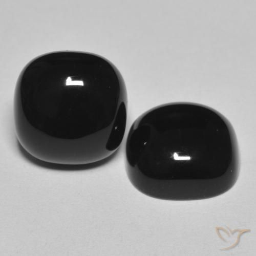 Shop natural 9.70ct ブラック オニキス gems, クッション, from スリランカ at GemSelect. In stock, global shipping!