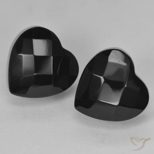 Shop natural 8.90ct ブラック オニキス gems, 心臓, from スリランカ at GemSelect. In stock, global shipping!
