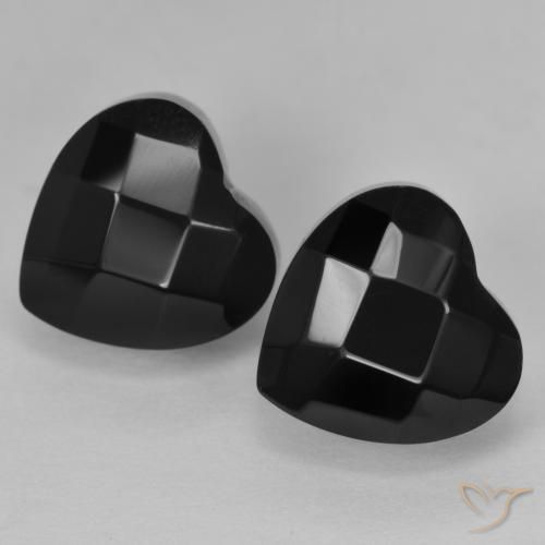 Shop natural 8.49ct ブラック オニキス gems, 心臓, from スリランカ at GemSelect. In stock, global shipping!