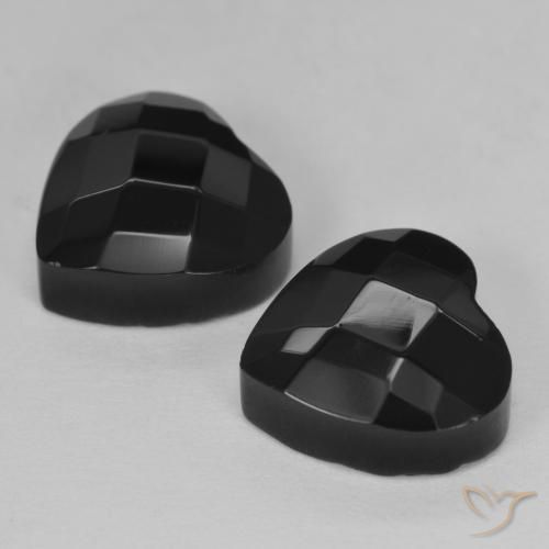 Shop natural 8.57ct ブラック オニキス gems, 心臓, from スリランカ at GemSelect. In stock, global shipping!
