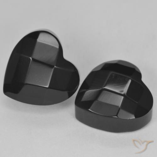 Shop natural 8.71ct ブラック オニキス gems, 心臓, from スリランカ at GemSelect. In stock, global shipping!