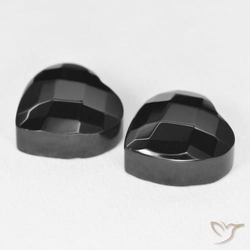 Shop natural 8.89ct ブラック オニキス gems, 心臓, from スリランカ at GemSelect. In stock, global shipping!
