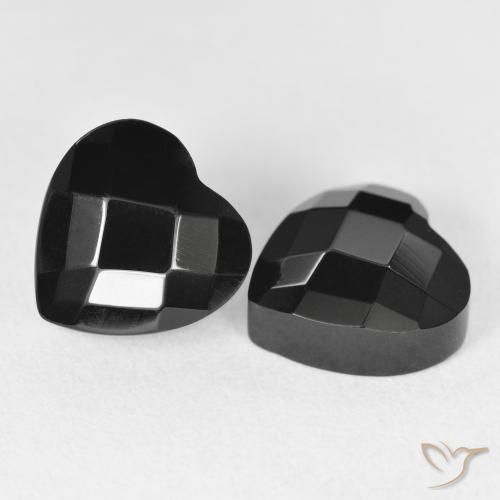 Shop natural 8.52ct ブラック オニキス gems, 心臓, from スリランカ at GemSelect. In stock, global shipping!