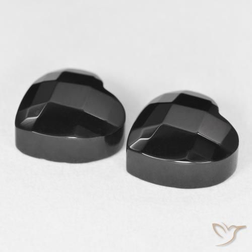 Shop natural 8.66ct ブラック オニキス gems, 心臓, from スリランカ at GemSelect. In stock, global shipping!