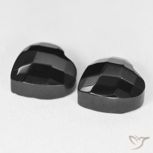 Shop natural 8.69ct ブラック オニキス gems, 心臓, from スリランカ at GemSelect. In stock, global shipping!