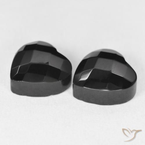 Shop natural 8.66ct ブラック オニキス gems, 心臓, from スリランカ at GemSelect. In stock, global shipping!