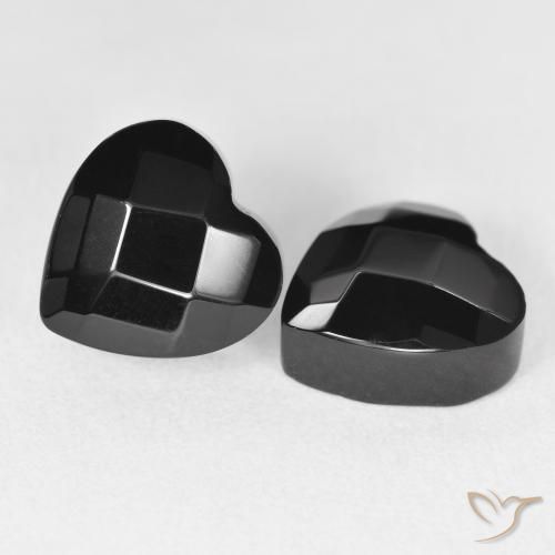 Shop natural 8.43ct ブラック オニキス gems, 心臓, from スリランカ at GemSelect. In stock, global shipping!
