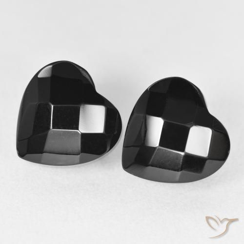 Shop natural 8.82ct ブラック オニキス gems, 心臓, from スリランカ at GemSelect. In stock, global shipping!