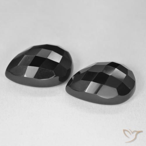 Shop natural 20.42ct ブラック オニキス gems, 洋梨の形, from スリランカ at GemSelect. In stock, global shipping!