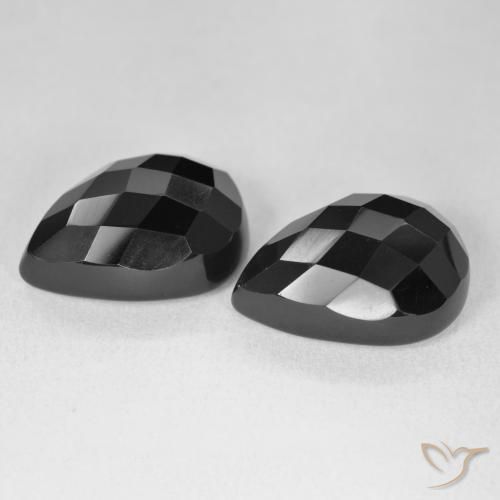 Shop natural 21.54ct ブラック オニキス gems, 洋梨の形, from スリランカ at GemSelect. In stock, global shipping!