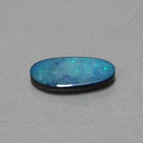 1.30カラットの天然マルチカラーオパールダブレット（13×6.5 mm・ファンシーシェイプ）