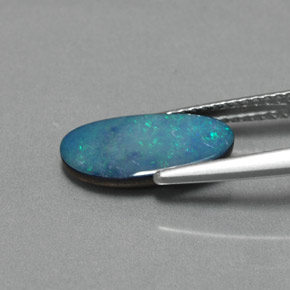 1.30カラットの天然マルチカラーオパールダブレット（13×6.5 mm・ファンシーシェイプ）