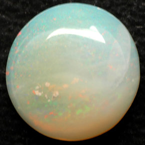 1.88カラットの天然マルチカラーオパール（9.89 mm・透明）