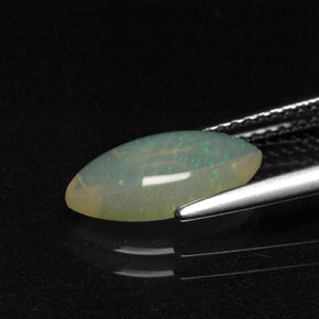 1.31カラットの天然マルチカラーオパール（12.2×6 mm・マーキス）