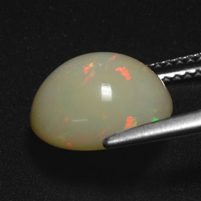 2.99カラットの天然マルチカラーオパール（11×9.6 mm・オーバルカット）
