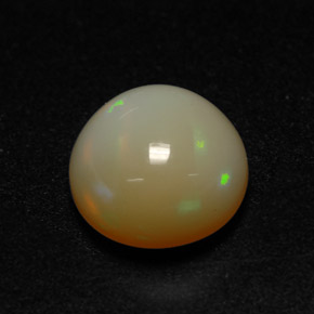 1.48カラットの天然マルチカラーオパール（7.88 mm・ラウンドカット）