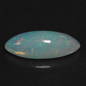 1.56カラットの天然マルチカラーオパール（14.7×6 mm・透明）
