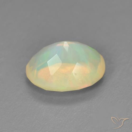 1.25カラットの天然マルチカラーオパール、楕円形、半透明