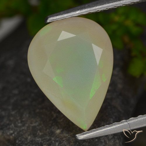 1.69ct 天然 マルチカラー オパール, 洋梨の形, 半透明