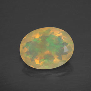 2.31カラットの天然マルチカラーオパール（11.9×9.1 mm・透明）