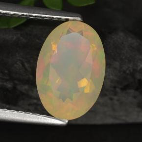 1.55カラットの天然マルチカラーオパール（10.8×7.4 mm・オーバルカット）