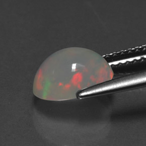 1.24カラットの天然マルチカラーオパール（9×7.1 mm・透明）