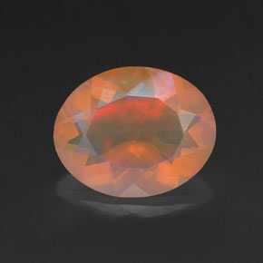 1.40カラットの天然マルチカラーオパール（10×8.1 mm・オーバルカット）
