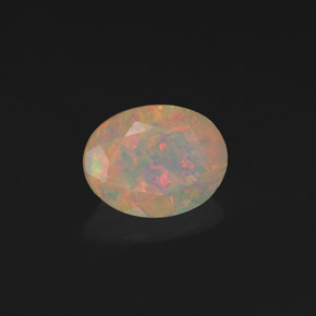 1.19カラットの天然マルチカラーオパール（9.1×7 mm・透明）