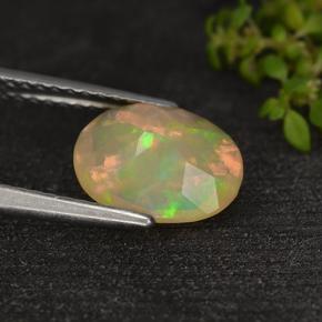 1.14カラットの天然マルチカラーオパール（9.4×7.3 mm・オーバルカット）