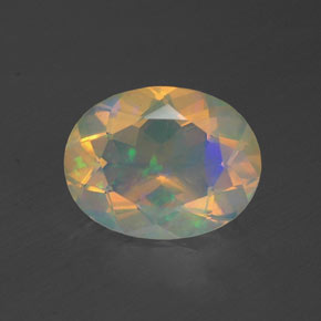 1.23カラットの天然マルチカラーオパール（9.1×7.1 mm・オーバルカット）
