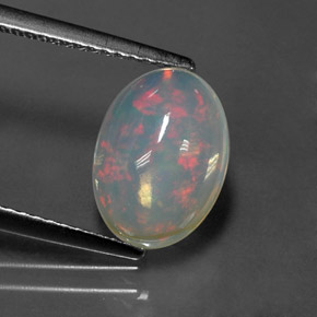 2.01カラットの天然マルチカラーオパール（11.2×8.2 mm・オーバルカット）