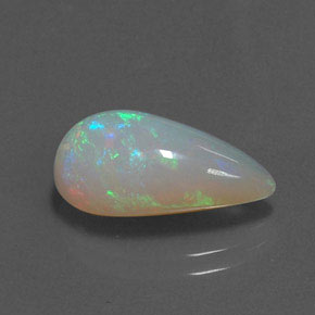 4.05カラットの天然マルチカラーオパール（16.7×9.2 mm・透明）