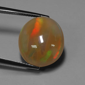 9.93カラットの天然マルチカラーオパール（16.6×14.6 mm・オーバルカット）