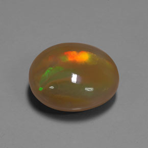 9.93カラットの天然マルチカラーオパール（16.6×14.6 mm・オーバルカット）