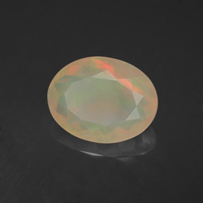 2.30カラットの天然マルチカラーオパール（12.1×9.3 mm・透明）