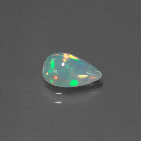 1.07カラットの天然マルチカラーオパール（9.7×7.1 mm・洋梨の形）