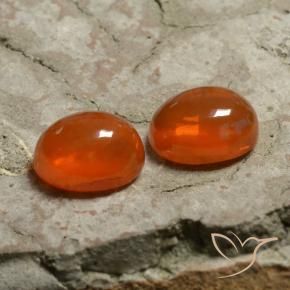 Shop natural 2.03ct 濃いオレンジ オパール gems, 楕円形, from エチオピア at GemSelect. In stock, global shipping!