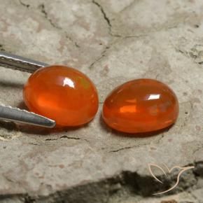 Shop natural 2.03ct 濃いオレンジ オパール gems, 楕円形, from エチオピア at GemSelect. In stock, global shipping!