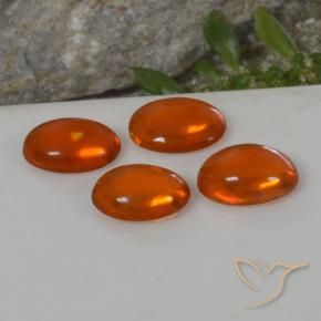Shop natural 2.53ct ミディアムオレンジ オパール gems, 楕円形, from エチオピア at GemSelect. In stock, global shipping!