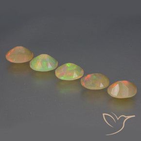 Shop natural 2.53ct マルチカラー オパール gems, 楕円形, from エチオピア at GemSelect. In stock, global shipping!