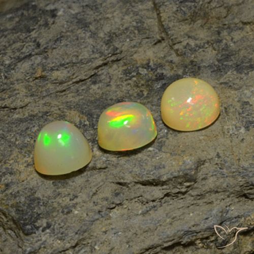 5.12ctw 天然 マルチカラー オパール, ラウンド, 半透明