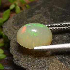 1.46カラットの天然マルチカラーオパール、オーバルカット、半透明