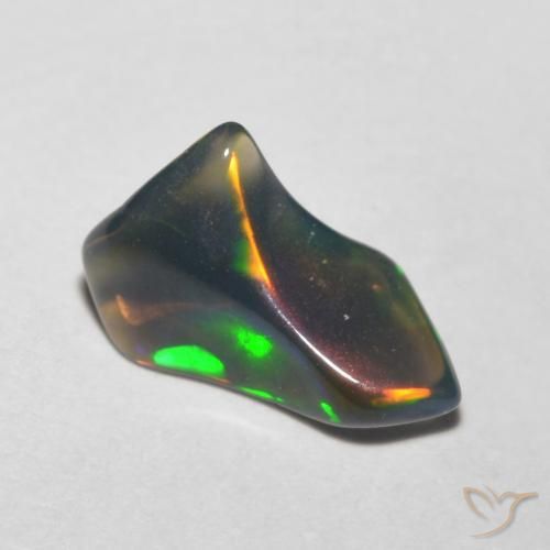 0.63ct 天然 マルチカラー オパール, ファンシー, 半透明